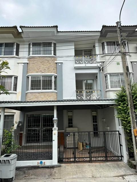 ขายทาวน์โฮม 3 ชั้น หมู่บ้านศุภาลัย วิลล์ เอกมัย-รามอินทรา นวลจันทร์ 64