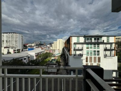 ให้เช่า 18,000 บาท/เดือน 83 ตรม. 2 นอน 2 น้ำ #Punna4 Condo ห้องใหญ่ ฟังก์ชันครบ #ใกล้มช. #เฟอร์นิเจอร์ครบ #หิ้วกระเป๋าพร้อมเข้าอยู่ได้เลย - รูปที่ 2