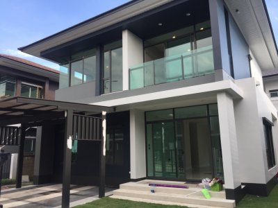 ให้เช่า บ้านใหม่ เศรษฐสิริ-กรุงเทพกรีฑา 4 นอน 3 ห้องน้ำ 75 ตรว พร้อม เฟอร์นิเจอร์ ไกล้ แอร์พอร์ตลิงค์ สนามบินสุวรรณภูมิ สะพานสูง บางกะปิ รถไฟฟ้า Airport Link หัวหมาก ใกล้ ทางด่วนพระราม 9  