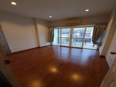 คริสตัล พลัส ศรีราชา-หนองยายบู่ ถนนกว้าง น้ำไม่ท่วม บิวท์อินครบ TP-H2504 - รูปที่ 4