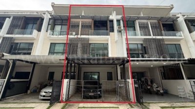 ขายด่วน ทาวน์โฮม เดอะ เทอเรส รามอินทรา 65 (Land & Houses) ใกล้ สถานีรามอินทรา ทำเลดี ราคาถูก