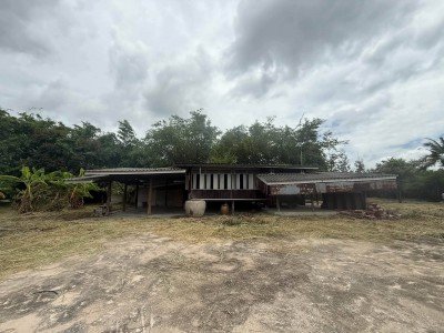 ให้เช่าบ้านชลบุรี ให้เช่าบ้านสวน พื้นที่ประมาณ 1 ไร่ครึ่ง บ้านทรงไทยโบราณ มีเอกลักษณ์ - รูปที่ 7