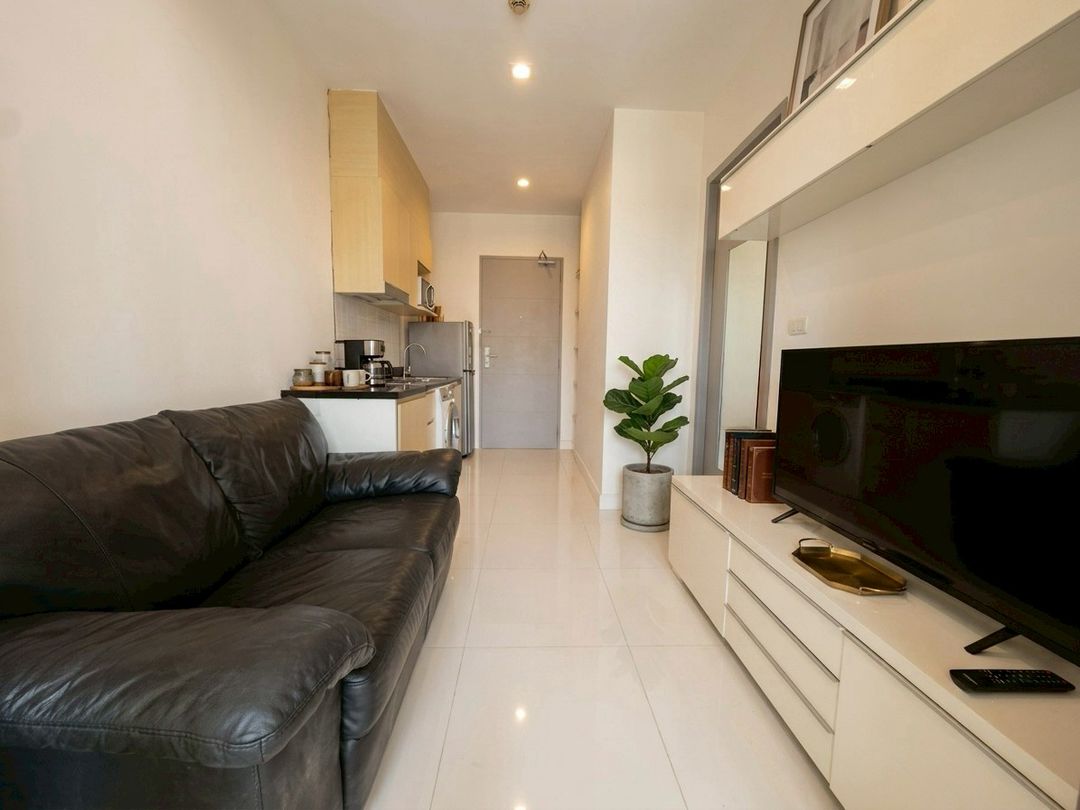 1BR AVAILABLE FOR SALE/RENT AT IDEO VERVE ONNUT