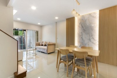 หมู่บ้านเดอะวิลล่า รัตนาธิเบศร์ หน้าบ้านไม่ชนใคร ต้นโครงการ (ซอยท่าอิฐ-ไทรม้า) - รูปที่ 4