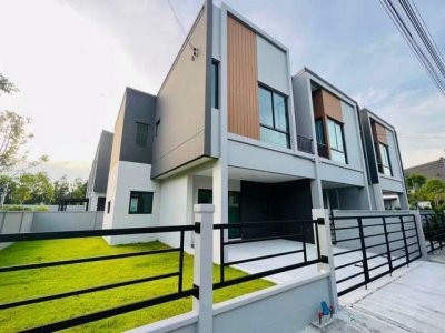 ให้เช่าบ้าน พลีโน่ สุขุมวิท-บางนา 2 หน้าสวนหลังริม ติดเมกะ บางนา พร้อมเฟอร์ วิวสวยที่สุด - รูปที่ 7