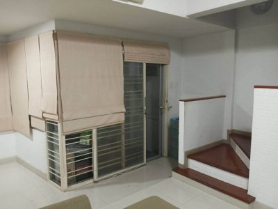ให้เช่าทาวน์โฮม 3 ชั้น 4 ห้องนอน โครงการ ศุภาลัย วิลล์ ซอยรัชดา 32 (ซอยกรมส่งออก) ใกล้รถไฟฟ้าสายสีเหลือง MRT ลาดพร้าว - รูปที่ 3