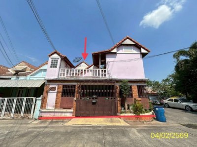 ขายทาวน์เฮ้าส์ปทุมธานี โครงการ บ้านวรารักษ์ รังสิต - คลอง 3  อำเภอคลองหลวง