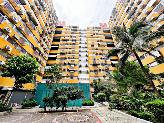 ขายหรือเช่า คอนโด ป๊อปปูล่า เมืองทองธานี นนทบุรี  อาคาร T12 ชั้น 2