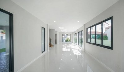 บ้านเดี่ยวรีโนเวทใหม่ โครงการ ชลลดา บางบัวทอง  จาก Land and House - รูปที่ 7