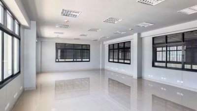 ให้เช่าโรงงาน อยู่ในนิคมอุตสาหกรรมปิ่นทอง พื้นที่ใช้สอย 2,490 ตรม. นิคมพัฒนา ระยอง - รูปที่ 4